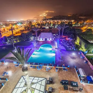 4* Отель Oasis &
